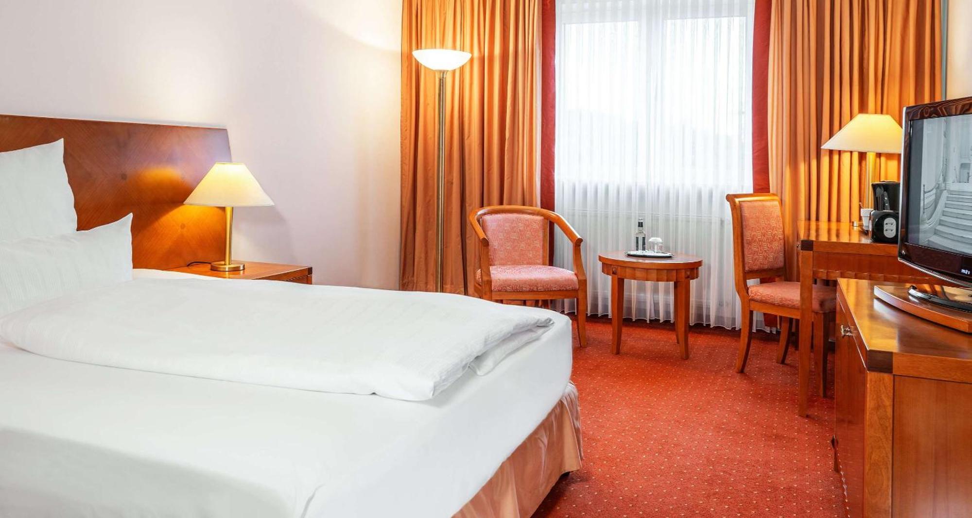Best Western Victor'S Residenz-Hotel Rodenhof Sarrebruck Exterior foto